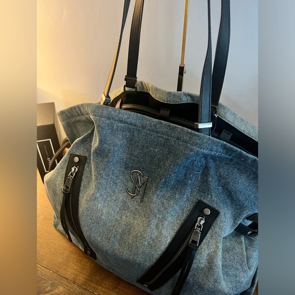 Steve Madden BWhalen2 Denim Tote (NWT) - Picture 3 of 10